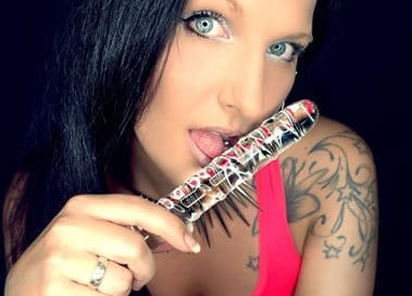 Fick fun fick anzeigen berlin Dominante frau sucht mann muskulöse hure